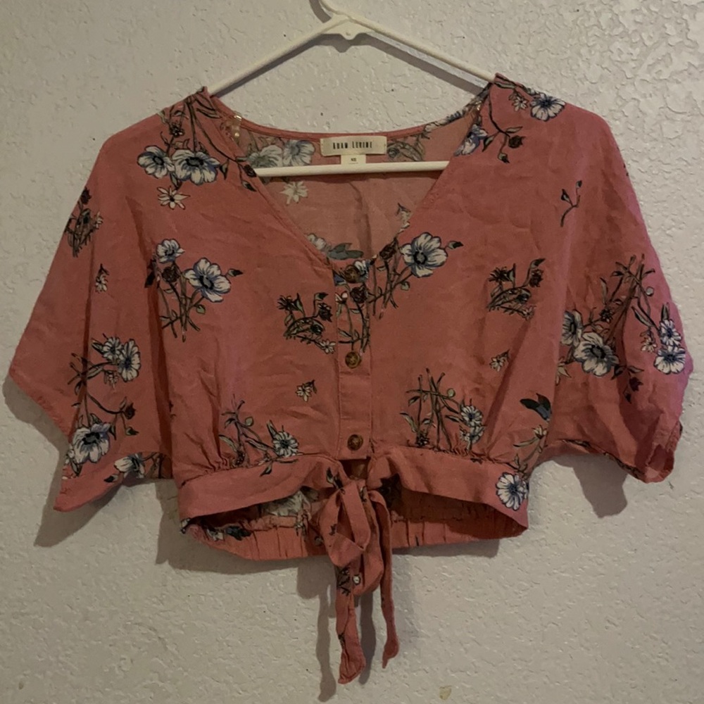 Women’s blouse crop top